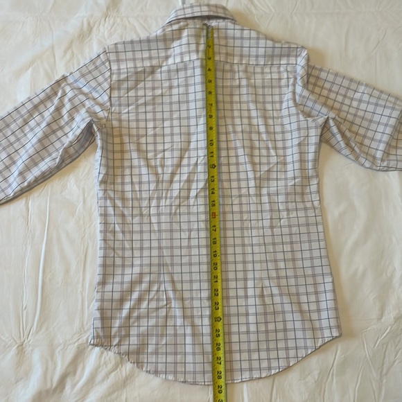 Mizzen and Main Leeward Button Down Size Small Trim Fit - Picture 5 of 5